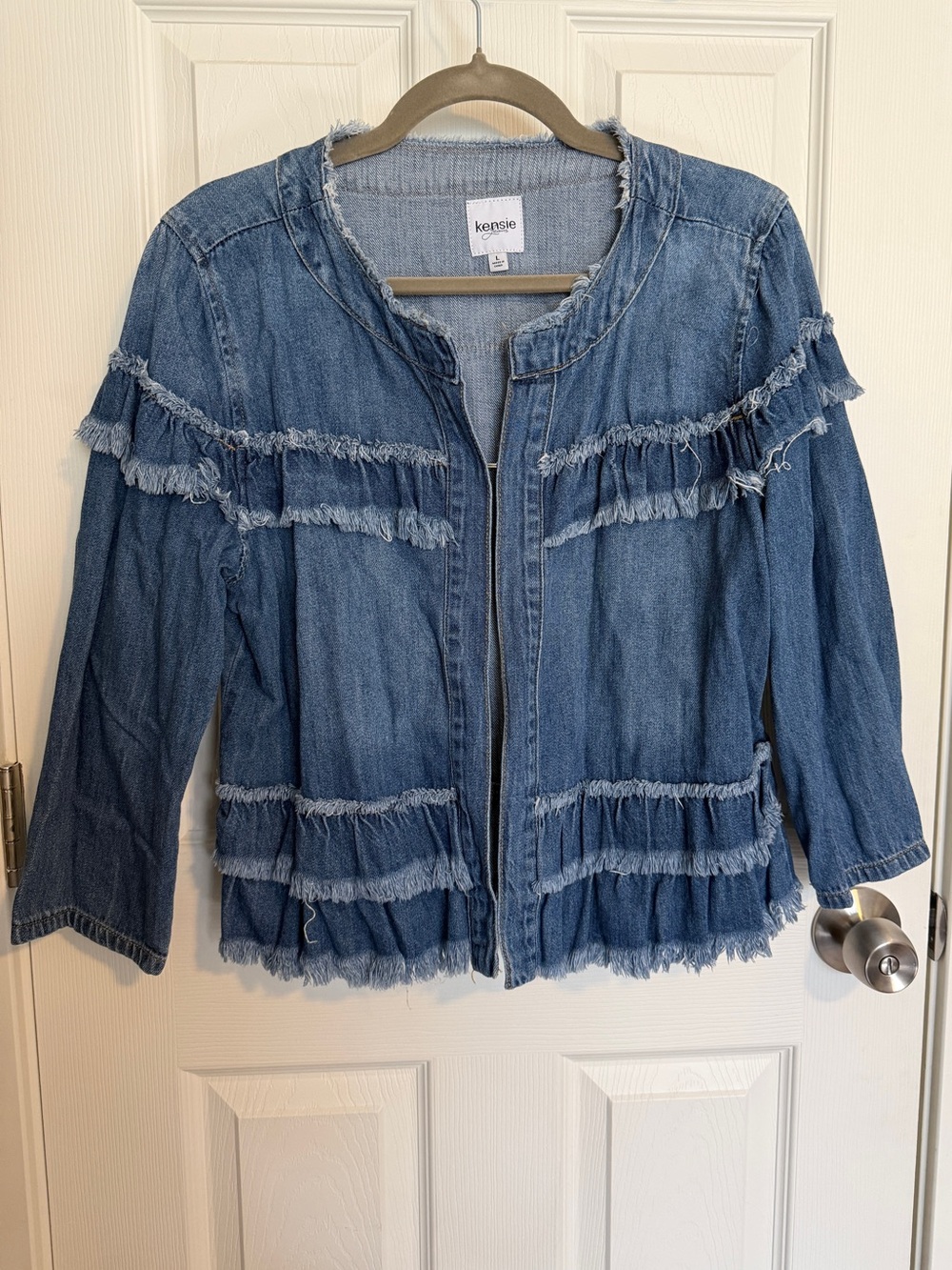 Kensie Jean Frayed Ruffle Denim Jacket Boho Western Layering Piece Size L - Picture 2 of 9